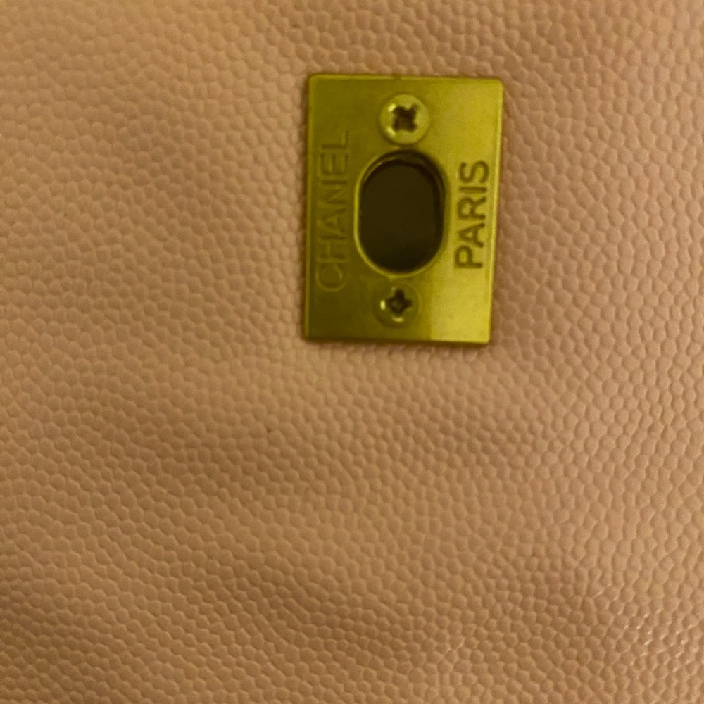 CHANEL Pink Quilted Shoulder Bag with Gold Logo - Picture 11 of 15